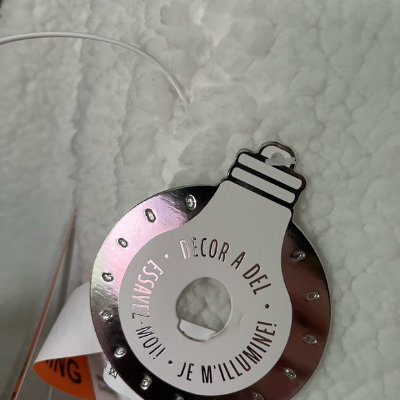 Goblins and ghouls 30 inch Sherpa light up ghost NWT great for Halloween - Picture 6 of 9